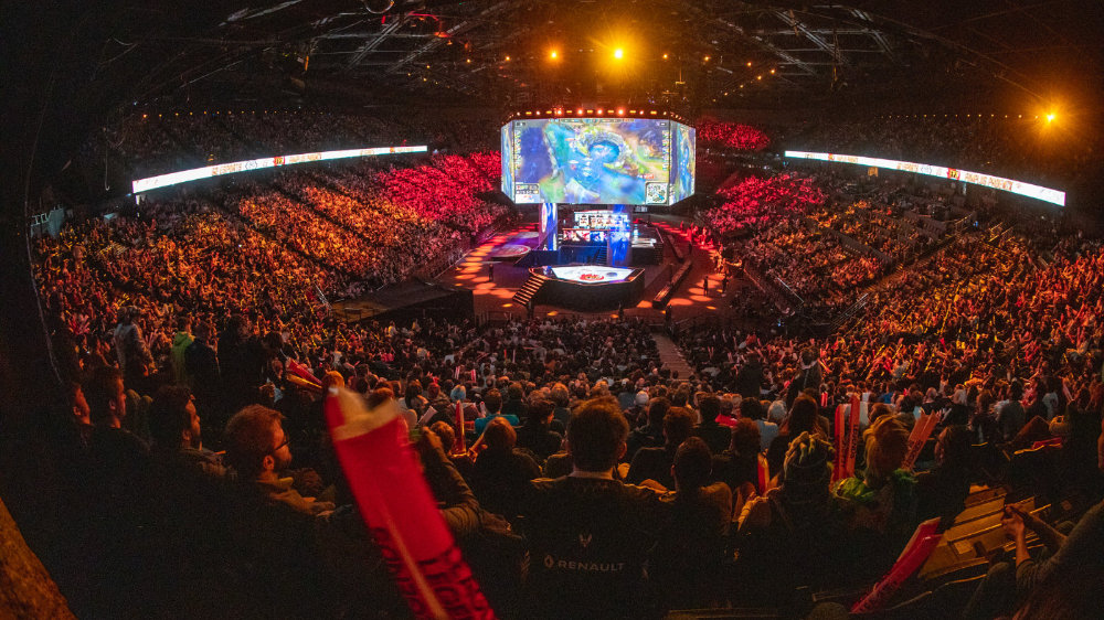 今日凌晨进行的LEC春季赛第二阶段的比赛中，VIT连下两城以2-0轻取AST，打野选手Bo打出对位GAP，数据相当华丽