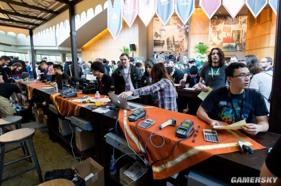 今日HLE战队发布公告，将成立一个全新的电竞分析部门，来帮助提升雄联盟分部的表现